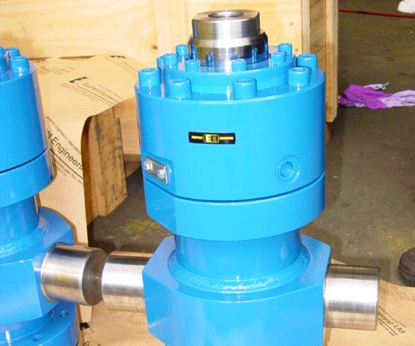 Double-Acting-Trunnion-Mounted